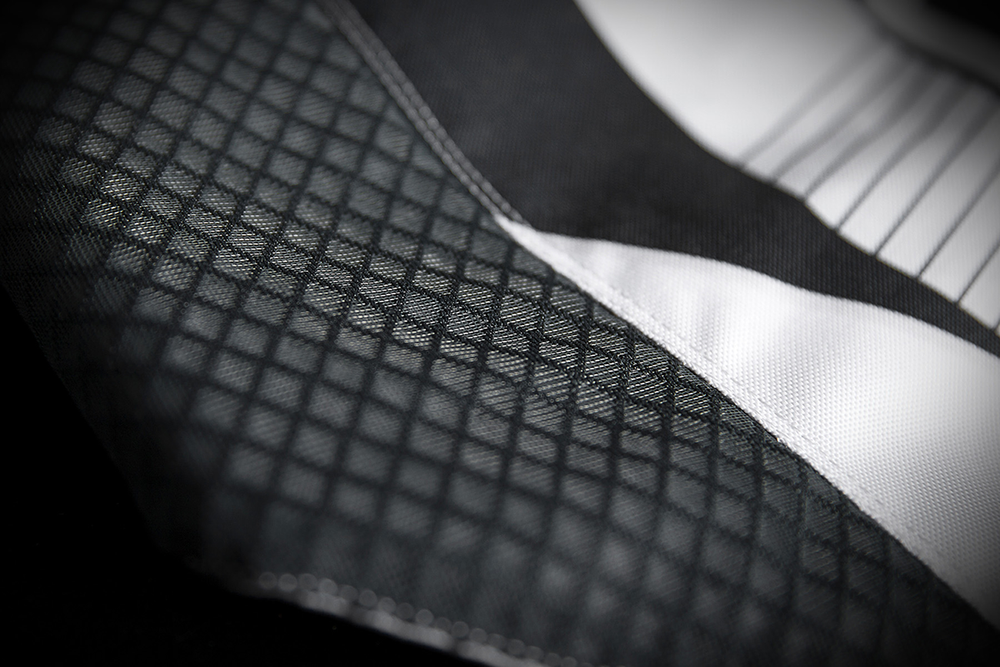 Мотокуртка - ICON OVERLORD (текстиль, белая)