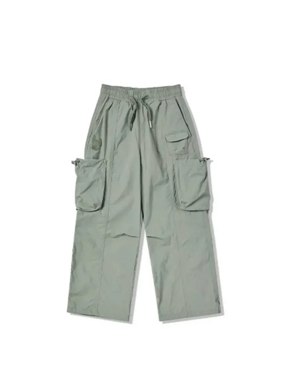 Брюки карго с наружными карманами
