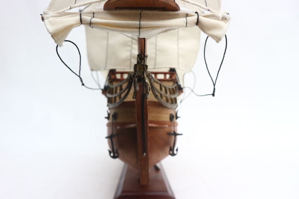 Van Der Heijden Модель парусника "Ингерманланд", Россия