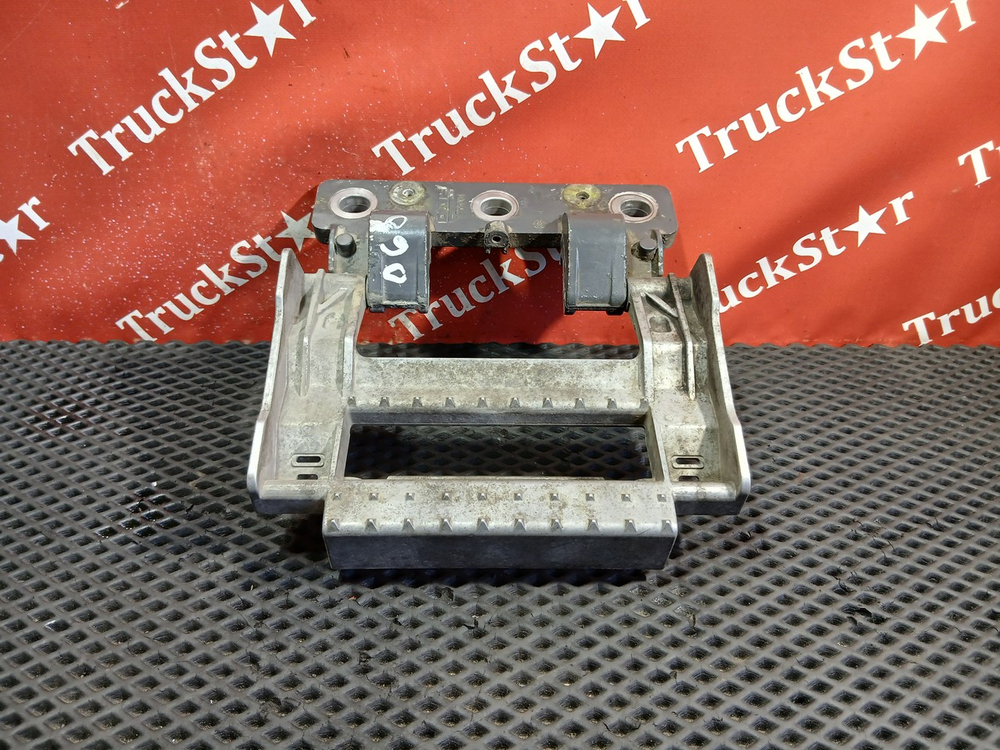 Подножка обслуживания