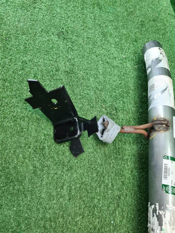 Труба глушителя Jaguar F-PACE (2016-н.в.)