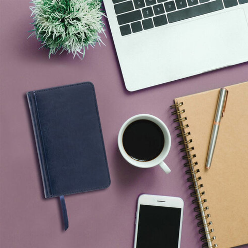 Еженедельник недатированный МАЛЫЙ ФОРМАТ 95х155 мм А6 BRAUBERG "Imperial" под кожу, 64 л., темно-синий, 126186