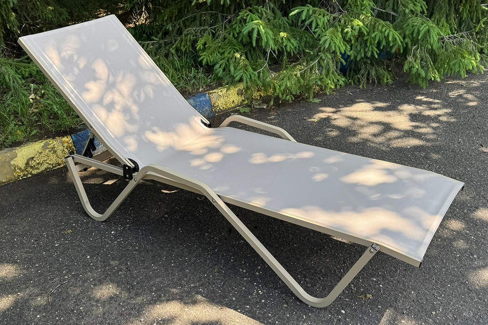 Шезлонг металлический Biotza Hera, тортора