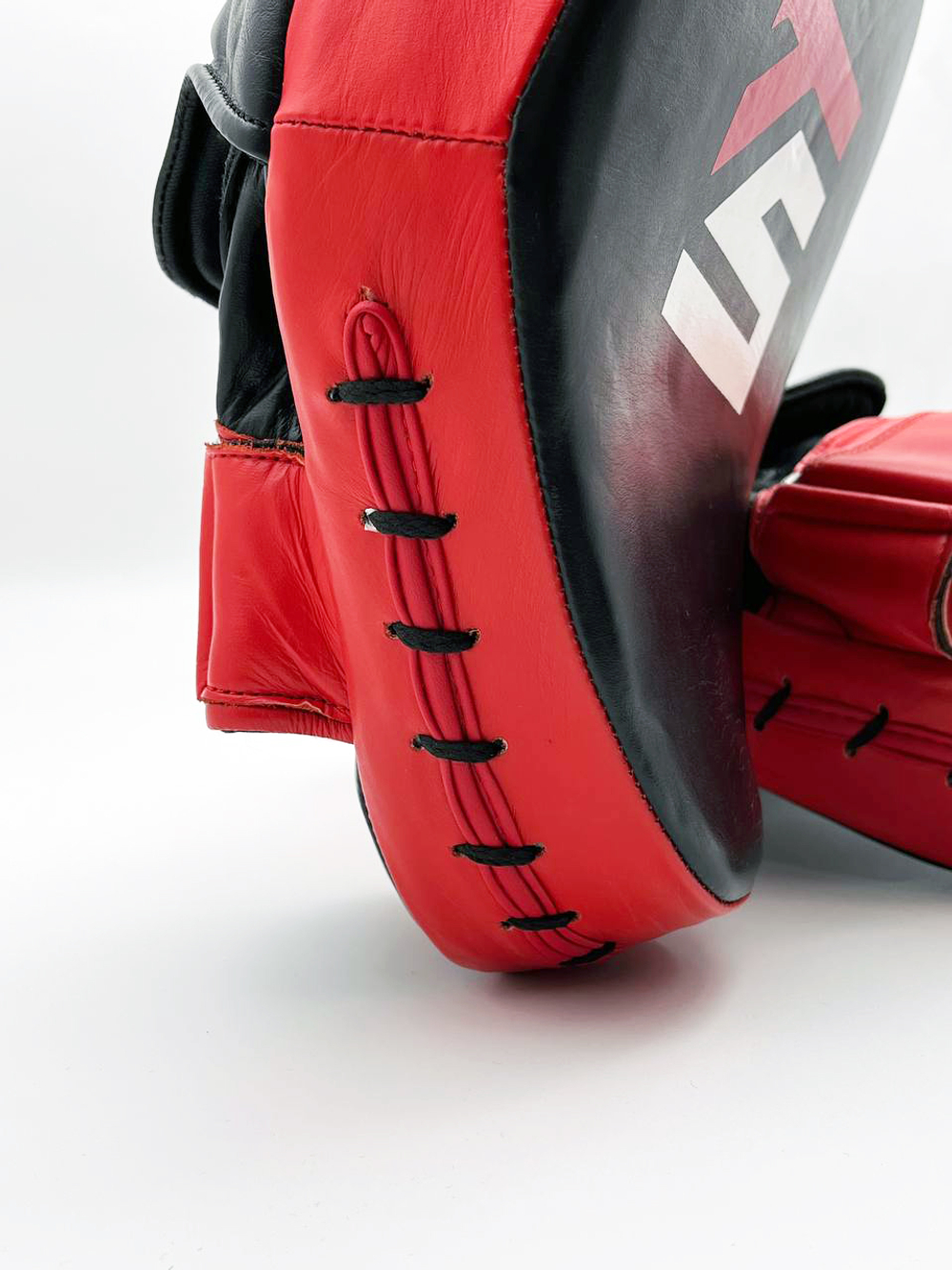 Лапы TS Sport черно-красные