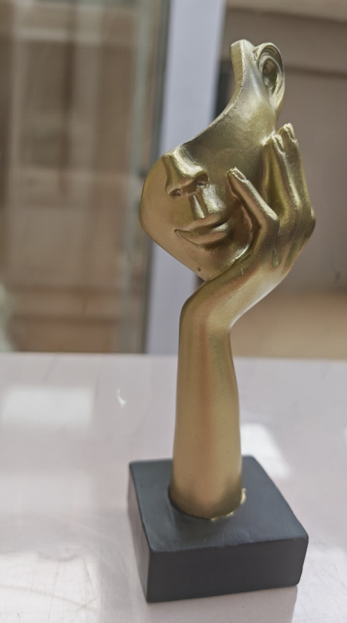 Фигура интерьерная