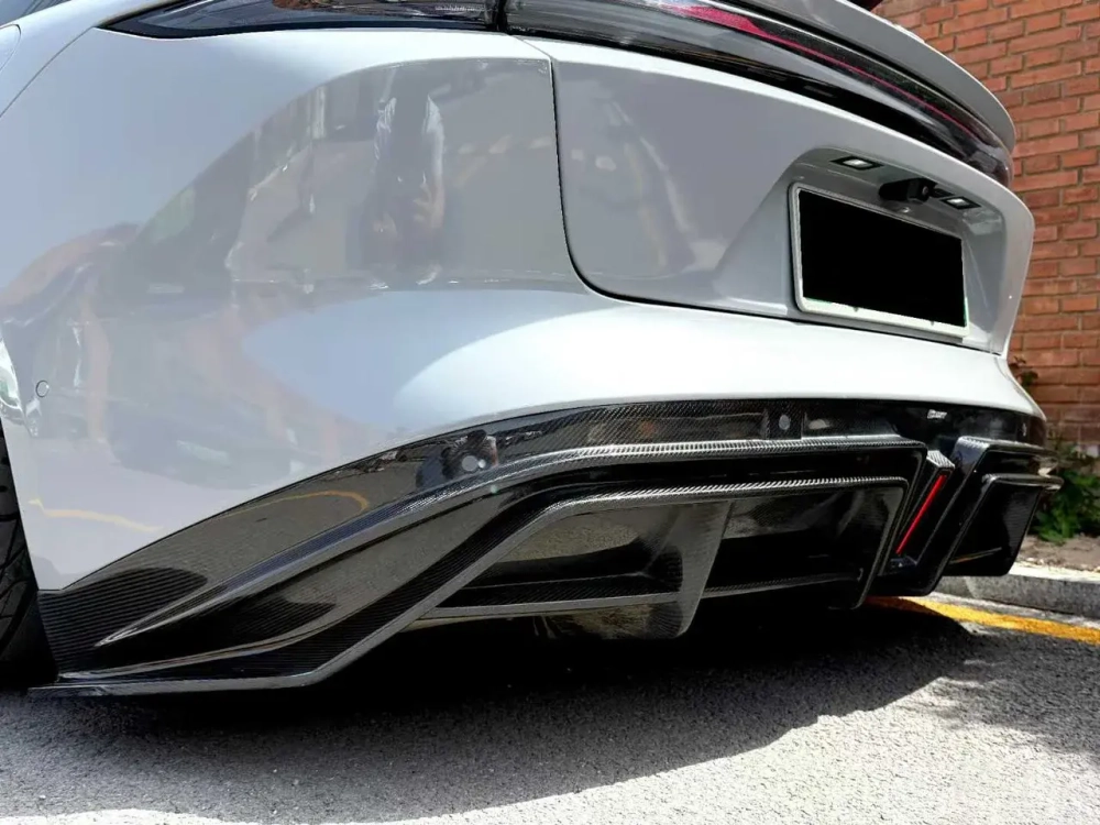 Карбоновый обвес для NIO ET5T 2023+ НИО бампер диффузор спойлер плавники юбки