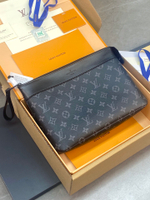 Louis Vuitton Pochette Voyage Souple