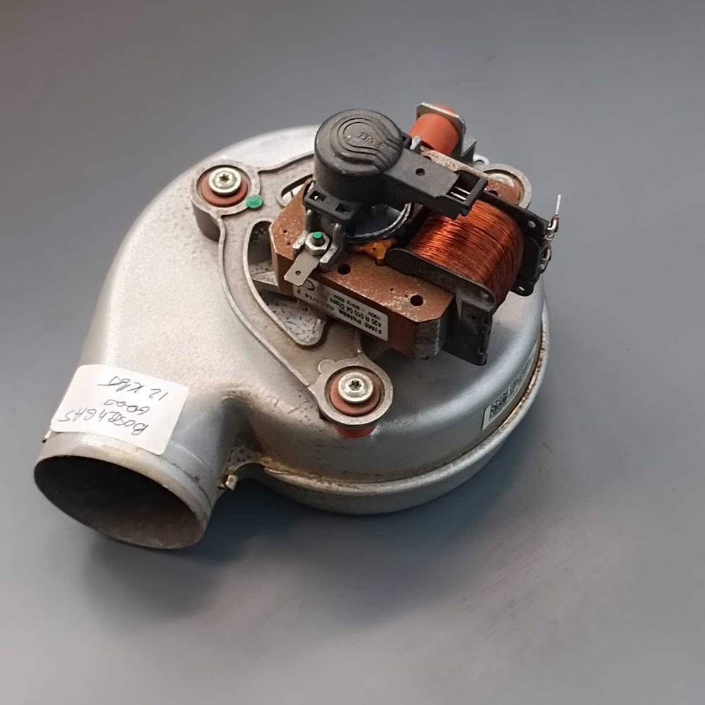 Б/У Вентилятор для котлов BOSCH 6000, BUDERUS U072 арт. 87186432640
