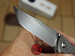 Нож Chris Reeve Umnumzaan Tanto - рукоять титан CR/UMNUT