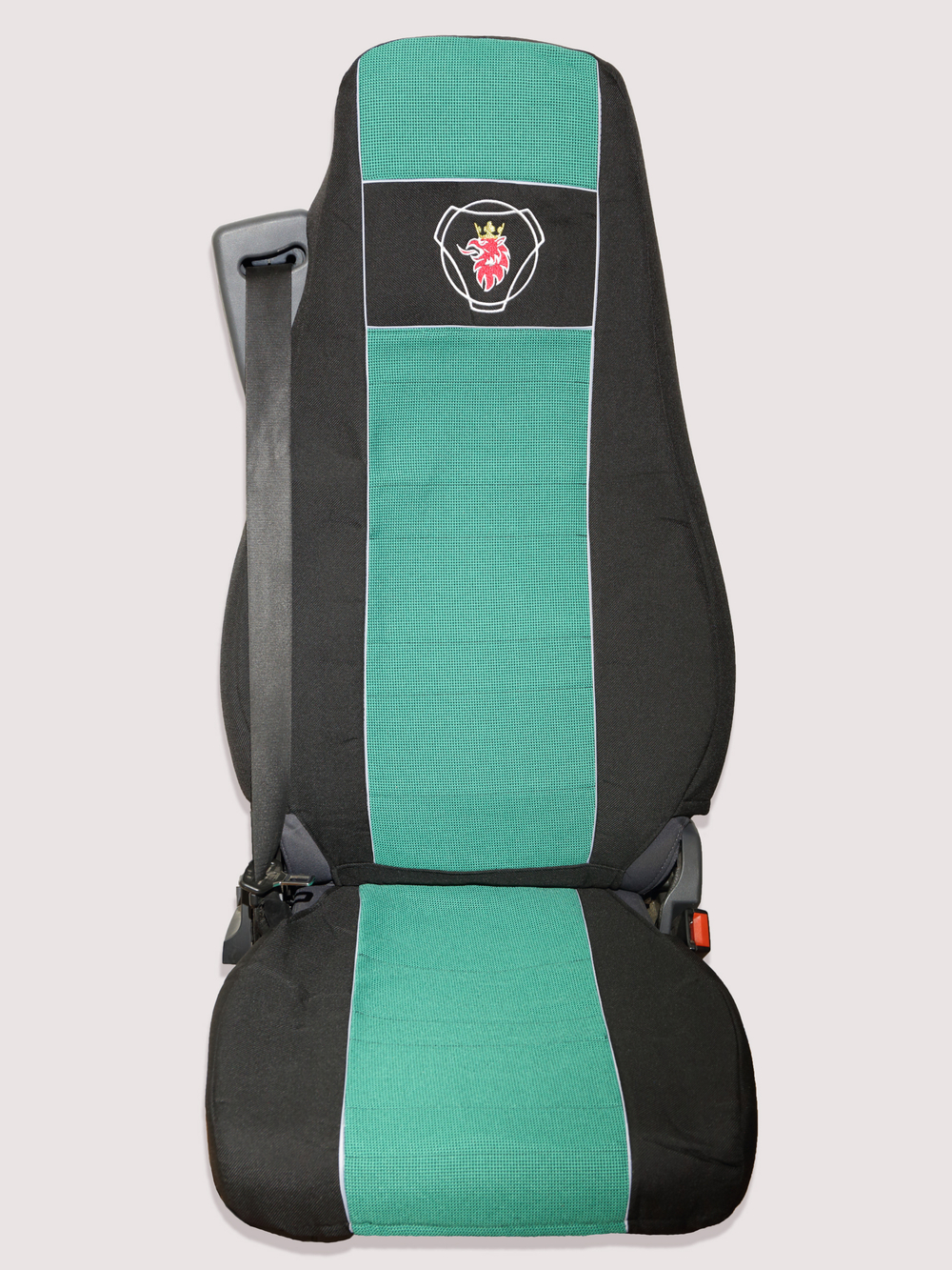 Чехлы SCANIA: 6 серия 2 высоких сиденья (полиэфир, черный, зеленая вставка)