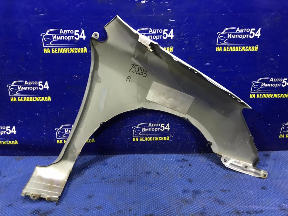 Крыло переднее левое Honda CIVIC 2000-2004