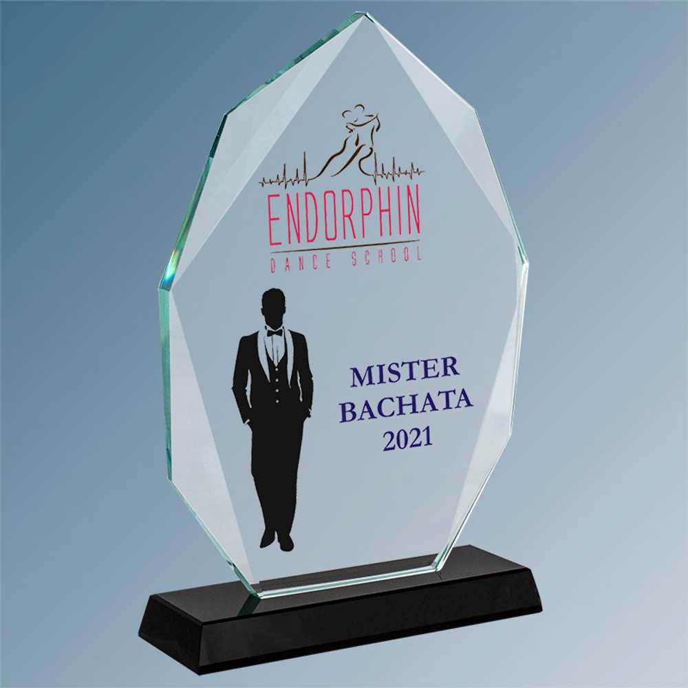 Награда из стекла с гравировкой