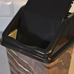 Ведро для мусора 5л с подвижной крышкой квадратное "Черный мрамор"