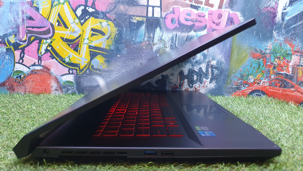 Игровой MSI i5-11/16Gb/RTX 3060 6Gb/144Hz/GF76 Katana 11UE-270XRU/Windows 10