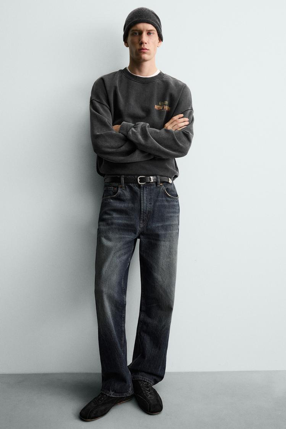 ZARA ТОЛСТОВКА С ЭФФЕКТОМ ПОТЕРТОСТИ И НАДПИСЬЮ, АНТРАЦИТОВО-СЕРЫЙ