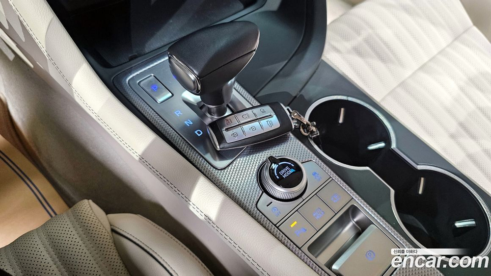 Genesis The New G70 Бензин 2.0T 2WD (03.2022)