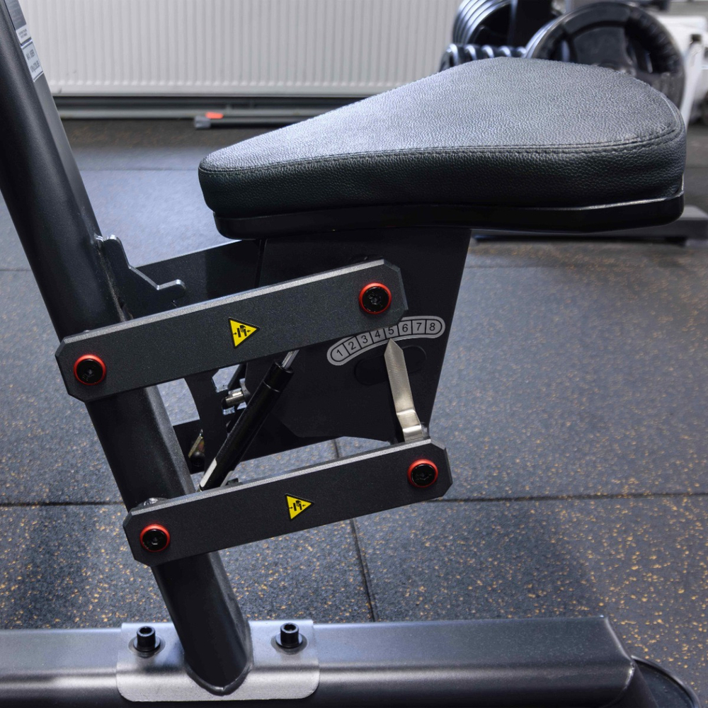 U2044 Скамья для бицепса с сиденьем. Скамья Скотта