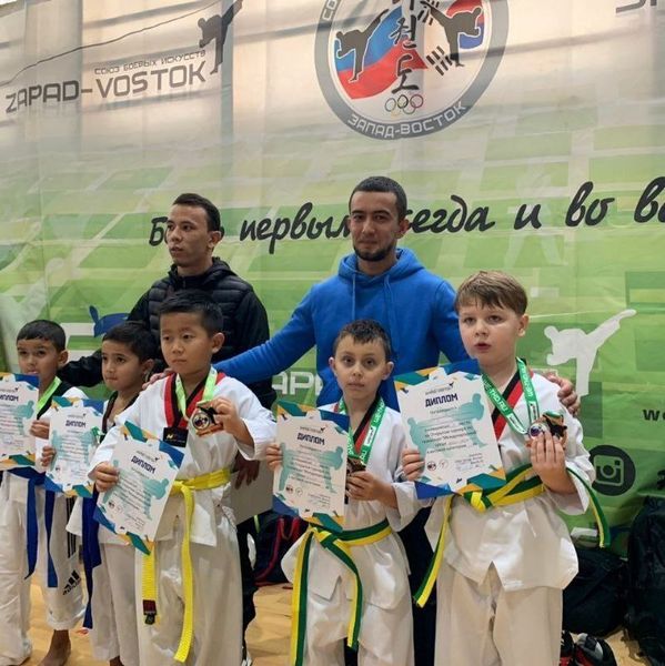 Приглашаем на тренировки тхэквондо ВТ в Марьино (Москва)!