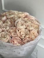 Гранд-букет из нежных одноголовых роз