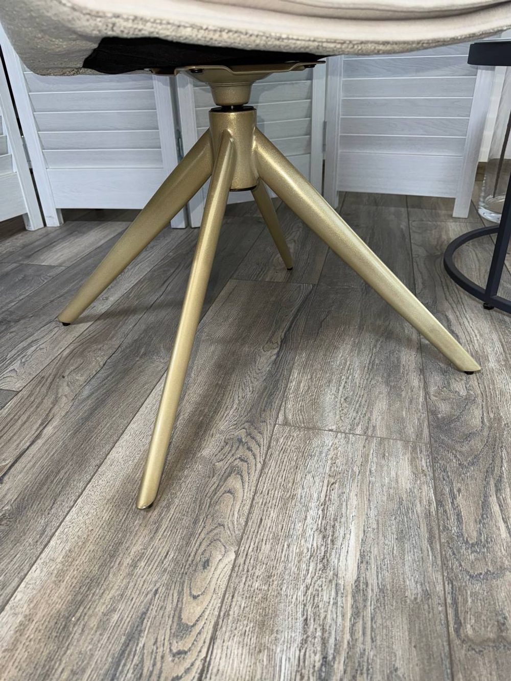 Стул ОСКАР (OSKAR) 360 град, цвет КРЕМОВЫЙ (RIELY-111/PRESENT-120), ткань / ШАМПАНЬ каркас, ®DISAUR