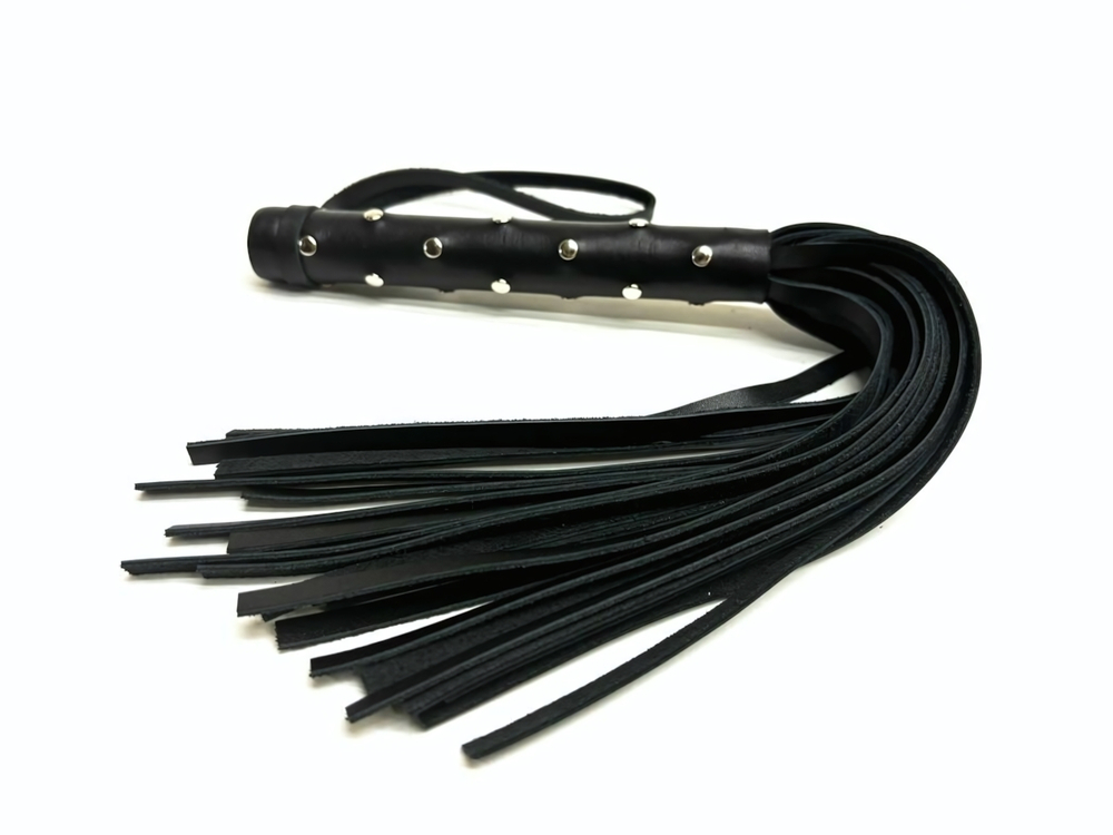 Кожаная плеть «Звездное небо» - 43 см. (Цвет: черный)