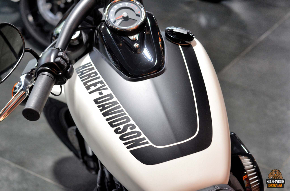 Harley-Davidson® Softail® Fat Bob® 114