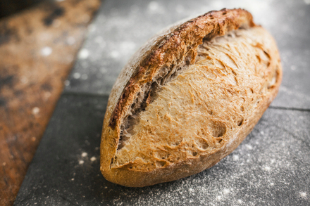 Пшеничный на закваске, 440 г