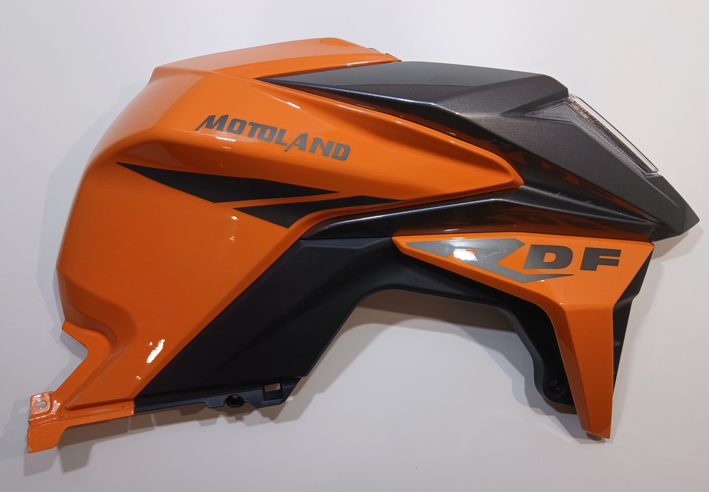 Пластик топливного бака правый с ДХО мотоцикл Motoland 300 DF BIG BORE