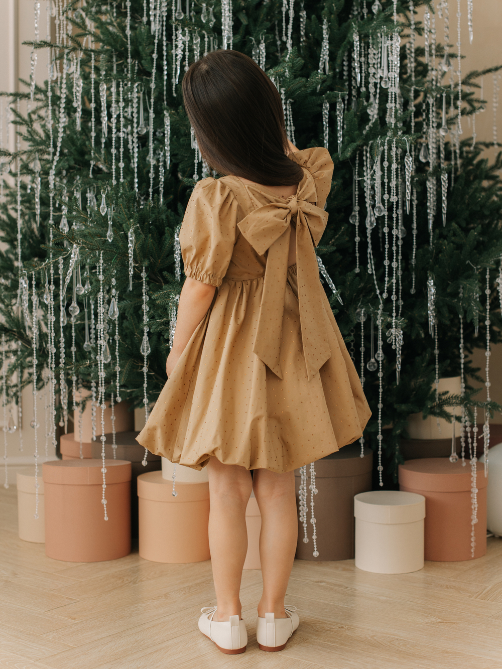 Платье со стразами, Бежевый