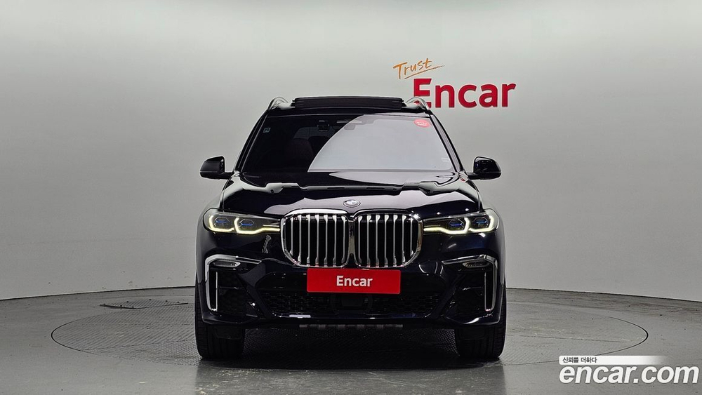 BMW X7 (G07) xDrive 40i M Sports 6-и местный (04.2022)