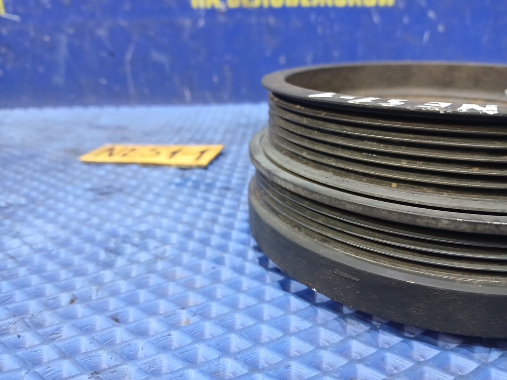 Шкив коленвала NISSAN ELGRAND 2005