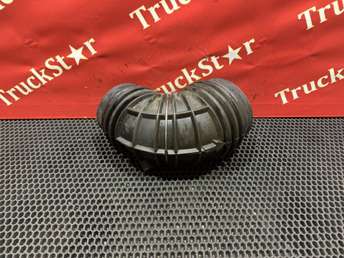 Патрубок воздушного фильтра