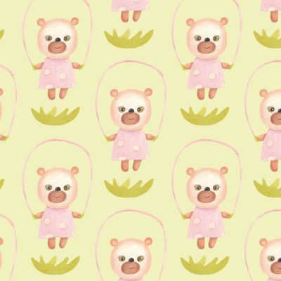 Медвежата на жёлтом фоне