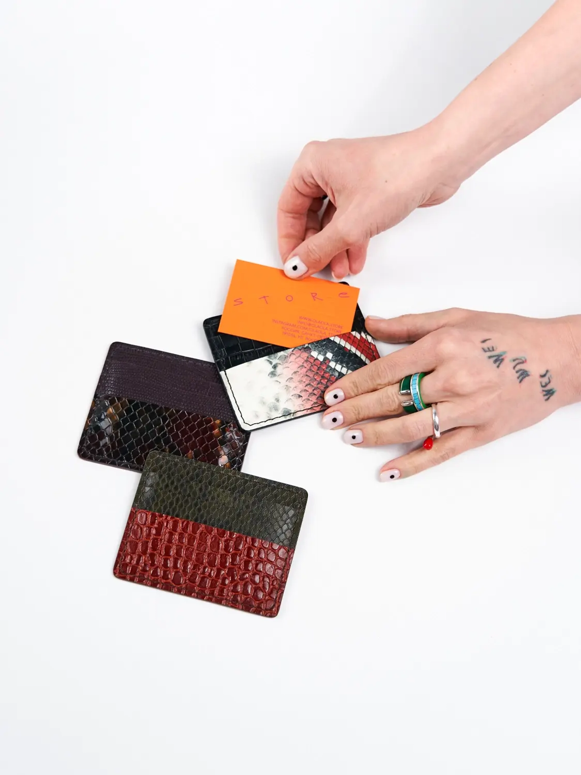 Картхолдер красный OLA OLA