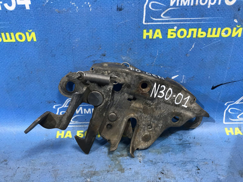 Замок капота NISSAN R'NESSA 1997-2001