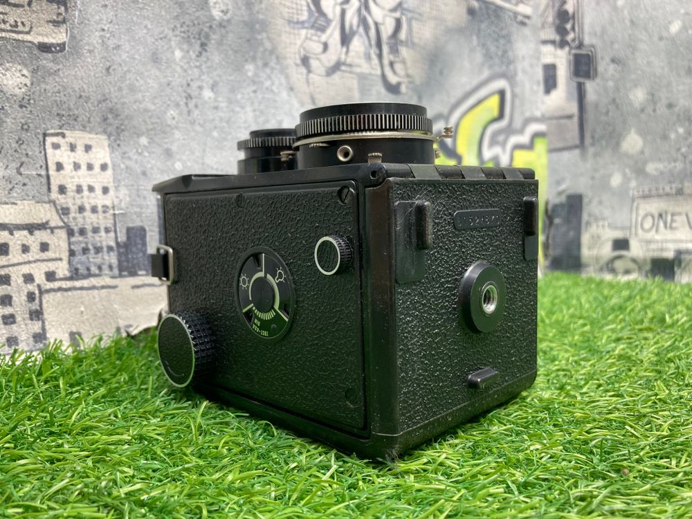 Lomo Lubitel 166B