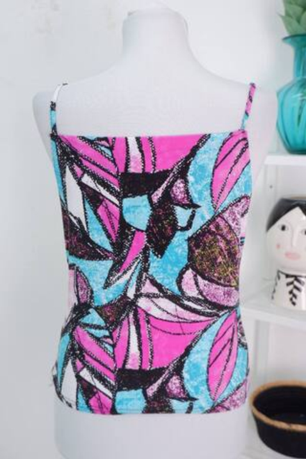 Майка летняя яркая 40-42 размер