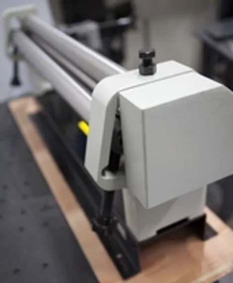 Электромеханический вальцовочный станок Stalex ESR-1300x2.5