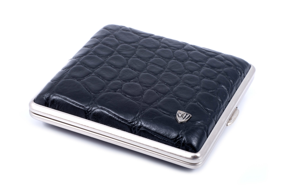 Портсигар Stoll на 18 сигарет, натуральная кожа, Черный крокодил C09-9