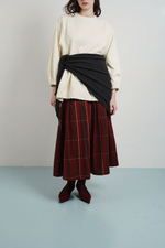 Юбка-колокол, красная клетка