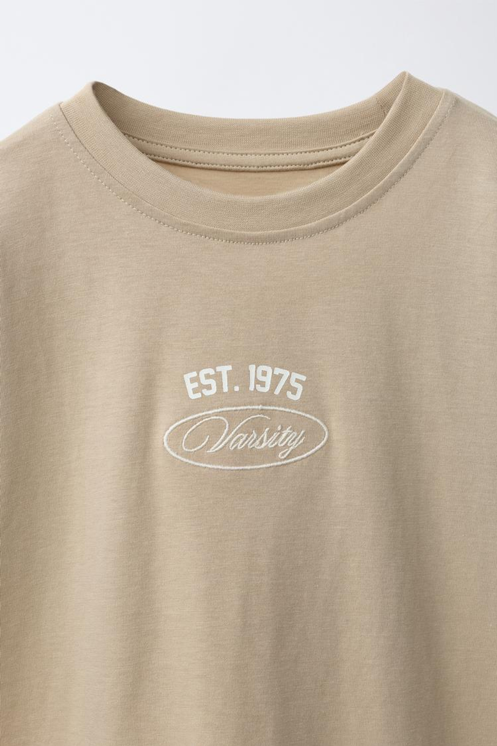 ZARA ФУТБОЛКА В СПОРТИВНОМ СТИЛЕ, БЕЖЕВЫЙ