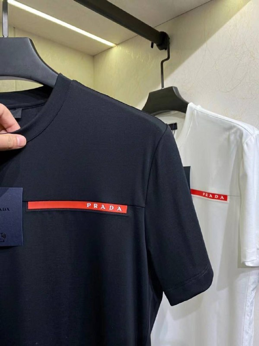 Футболка Prada