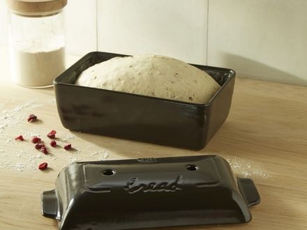 Форма Moule Pain для выпечки хлеба Emile Henry (базальт)