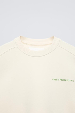 ZARA КОМПЛЕКТ ИЗ ДЖОГГЕРОВ И ТОЛСТОВКИ С НАДПИСЬЮ, ЭКРЮ