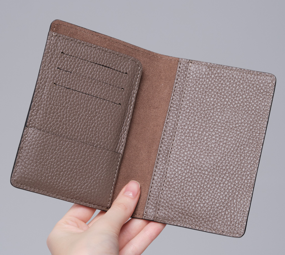 Кожаная обложка для паспорта DBR 15-38 тауп