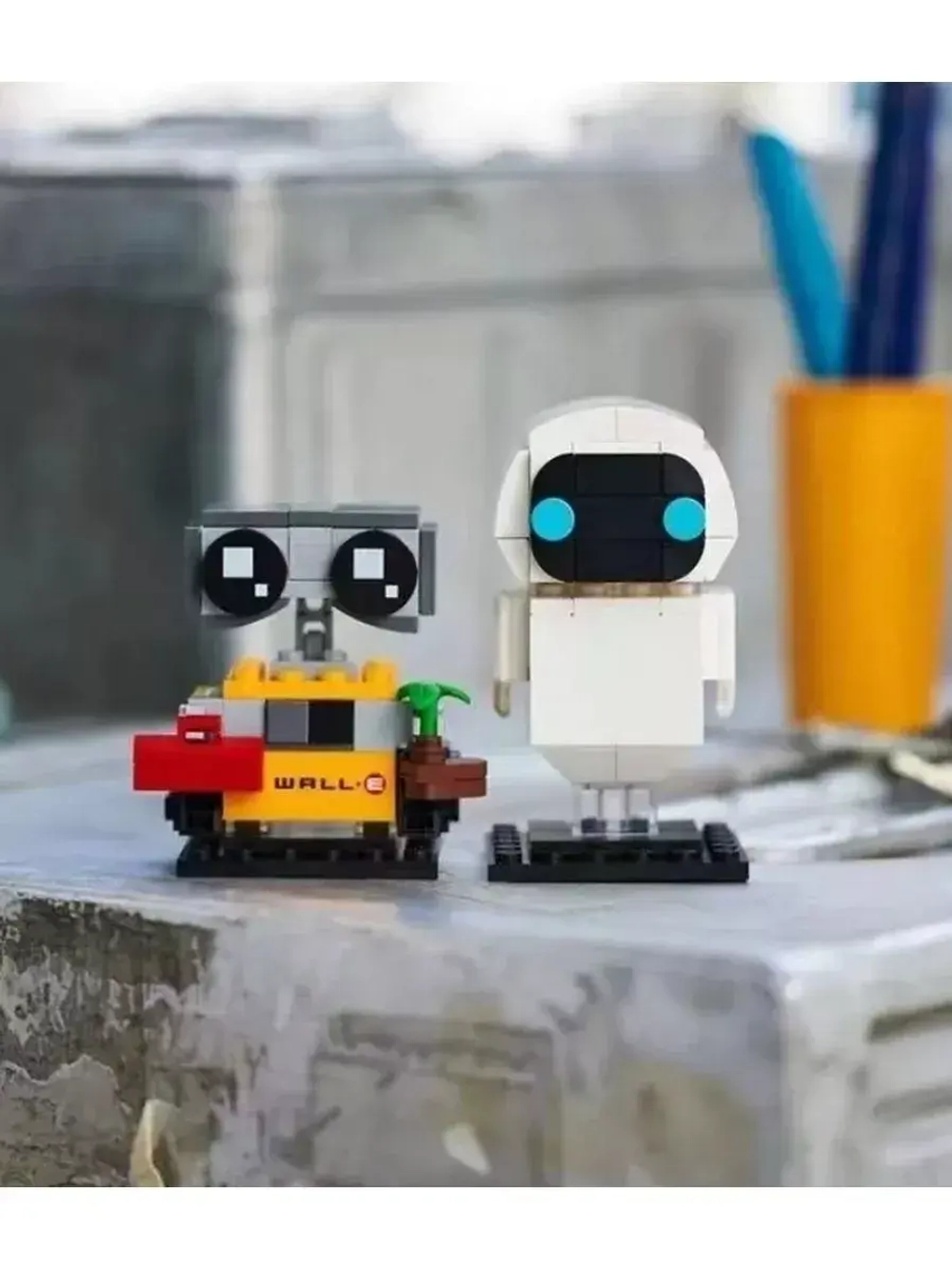 Конструктор роботы Валл-И и Ева 155 деталей 82301
