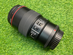 Canon EF 100mm 2.8L Macro IS USM