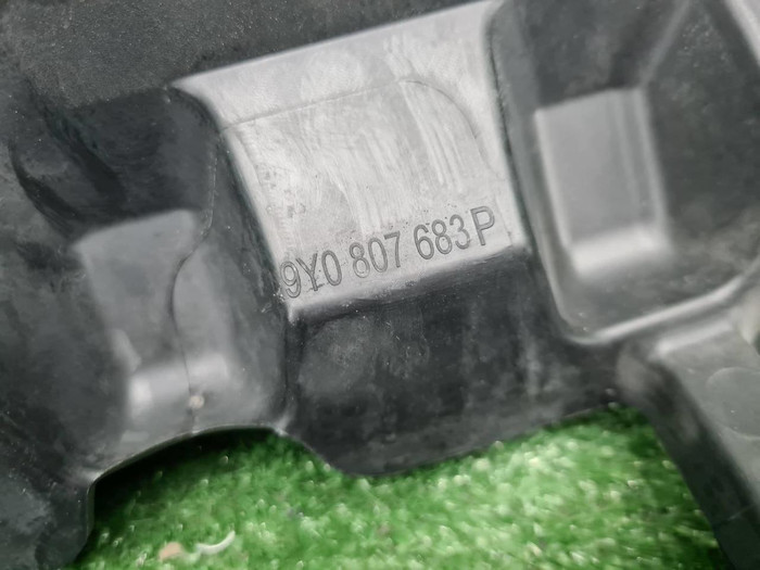 Решетка переднего бампера Porsche Cayenne 3 17-23