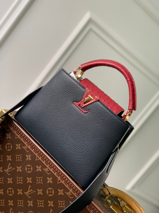 Louis Vuitton Capucines BB