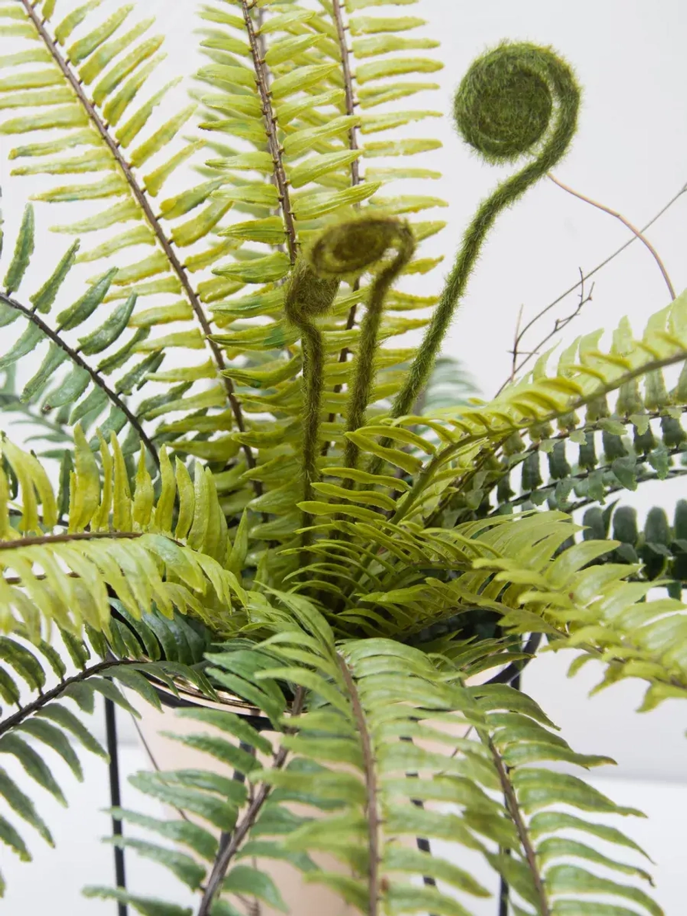 Искусственное растение для декора